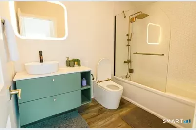 329 Front Street, New Haven, CT 06513 - Photo 19