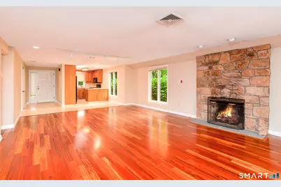 2 Castle Rock Road #2, Branford, CT 06405 - Photo 9
