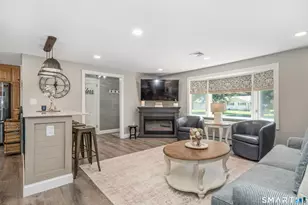 355 Burnham St, Manchester, CT 06042 - Photo 5
