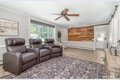 355 Burnham Street, Manchester, CT 06042 - Photo 17