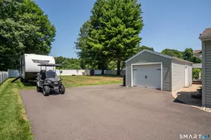 355 Burnham St, Manchester, CT 06042 - Photo 37