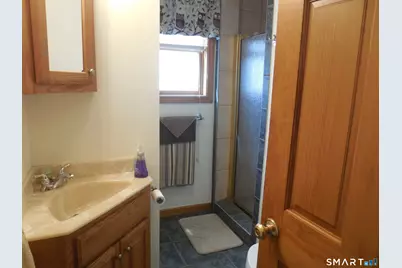 200 Douglas Drive, Meriden, CT 06451 - Photo 11