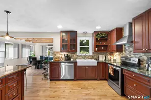 15 Inwood Dr, Naugatuck, CT 06770 - Photo 9