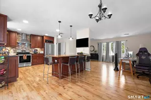 15 Inwood Dr, Naugatuck, CT 06770 - Photo 5