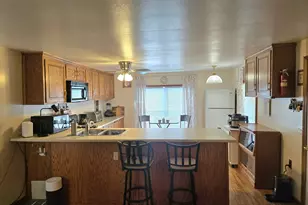 19 Arapaho Dr, East Hartford, CT 06118 - Photo 7