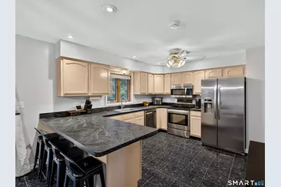 307 Spring Road, North Haven, CT 06473 - Photo 5