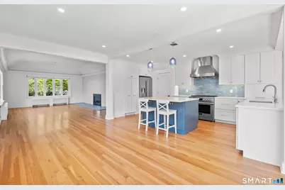 25 Crescent Bluff Avenue, Branford, CT 06405 - Photo 1