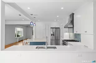 25 Crescent Bluff Ave, Branford, CT 06405 - Photo 5