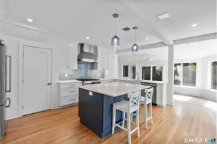 25 Crescent Bluff Ave, Branford, CT 06405 - Photo 3