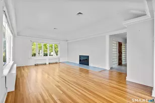 25 Crescent Bluff Ave, Branford, CT 06405 - Photo 11