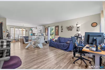 143 Bradford Avenue, East Haven, CT 06512 - Photo 25