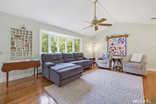 15 Fieldwood Dr, Watertown, CT 06795 - Photo 17