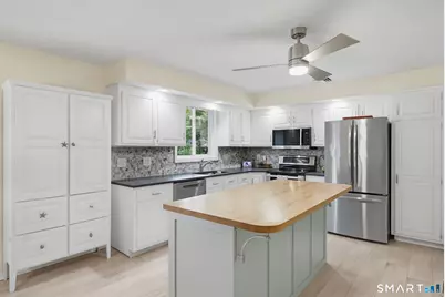 15 Fieldwood Drive, Watertown, CT 06795 - Photo 23