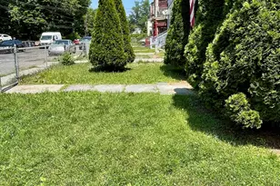 42 Cabot St, Hartford, CT 06112 - Photo 19