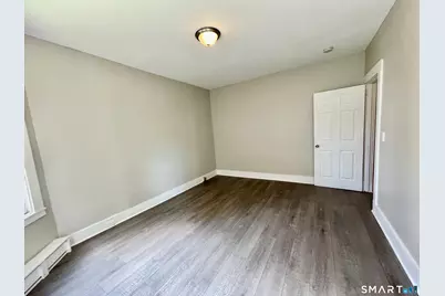 42 Cabot Street, Hartford, CT 06112 - Photo 13
