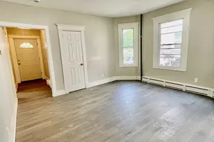 42 Cabot St, Hartford, CT 06112 - Photo 5