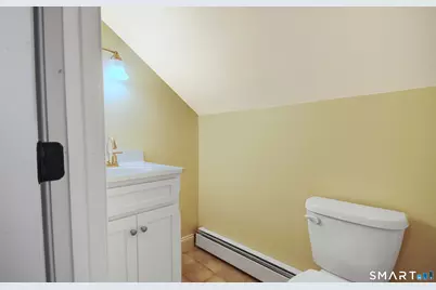 136 Hillside Avenue, Shelton, CT 06484 - Photo 19