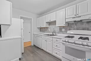 110 Blachley Rd, Stamford, CT 06902 - Photo 7
