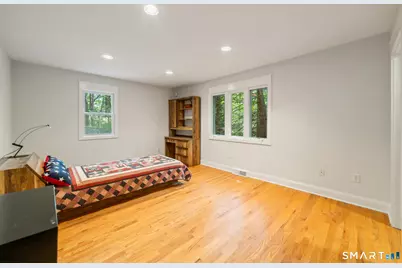 17 Bradley Lane, Newtown, CT 06482 - Photo 13