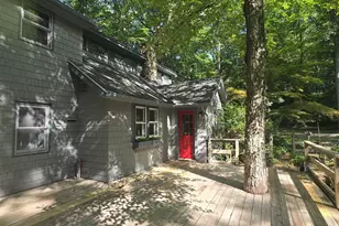 17 Bradley Ln, Newtown, CT 06482 - Photo 3