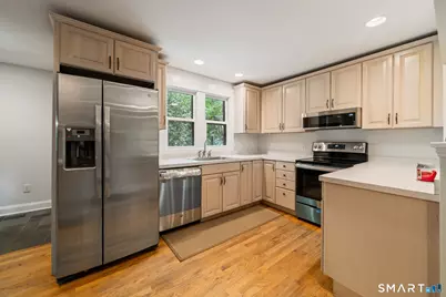 17 Bradley Lane, Newtown, CT 06482 - Photo 19