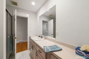 17 Bradley Ln, Newtown, CT 06482 - Photo 15