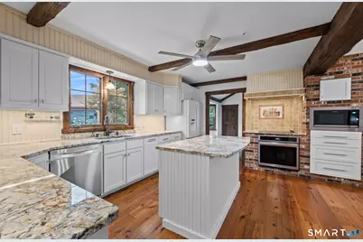 4898 Main Street, Stratford, CT 06614 - Photo 7
