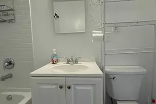 548 Queen St, Bridgeport, CT 06606 - Photo 11