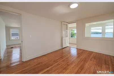 198-200 Shore Drive #2, Branford, CT 06405 - Photo 7