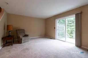 65 Oak Ridge Dr, Windsor Locks, CT 06096 - Photo 9