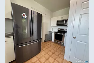 227 Olivia Street #1st Floor North, Derby, CT 06418 - Photo 3