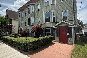 32 Clinton Ave, New Haven, CT 06513 - Photo 1