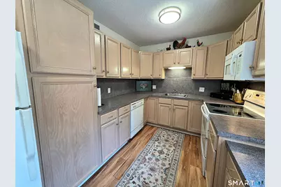 773 Heritage Village #D, Southbury, CT 06488 - Photo 3