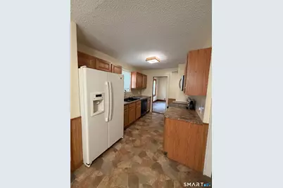 70 Wooster Avenue, Waterbury, CT 06708 - Photo 3