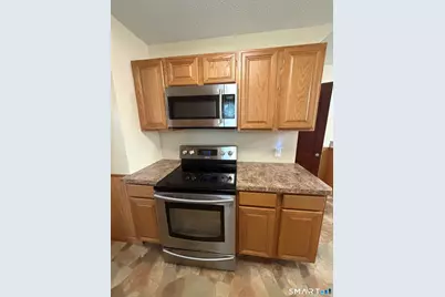 70 Wooster Avenue, Waterbury, CT 06708 - Photo 5