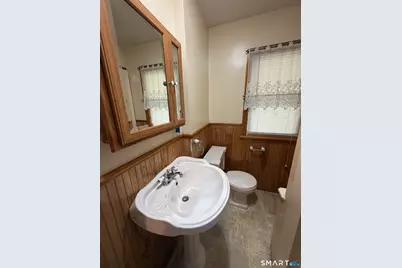 70 Wooster Avenue, Waterbury, CT 06708 - Photo 9