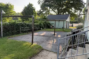 9 Floral Ave, Thompson, CT 06255 - Photo 13