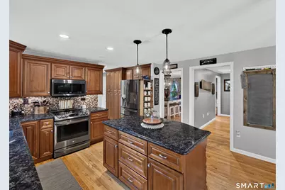 31 Martleshamheath Lane, Madison, CT 06443 - Photo 3