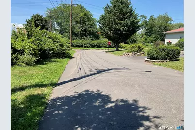 61 Rockview Road, East Haven, CT 06512 - Photo 3