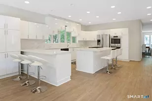 2 Stormy Cir Dr, Greenwich, CT 06830 - Photo 7