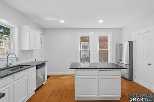 72-74 Lawrence St, Hartford, CT 06106 - Photo 13