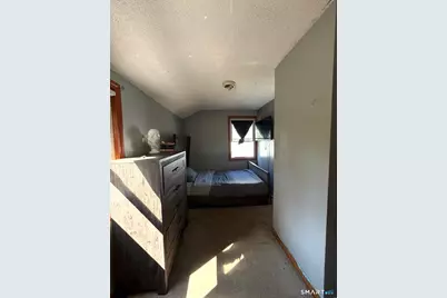 4-6 New Hampshire Dr Drive, New Britain, CT 06052 - Photo 23
