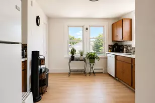 30 Plymouth Ave, Norwalk, CT 06851 - Photo 7