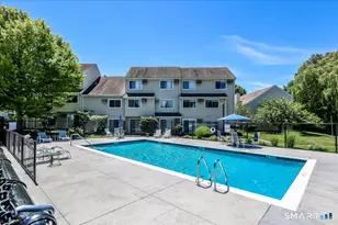 136 Pembroke Rd, Danbury, CT 06811 - Photo 25