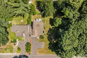 2 Brickham Way, Burlington, CT 06013 - Photo 3