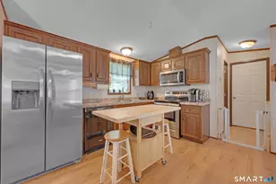 65 R and R Park, Killingly, CT 06241 - Photo 9