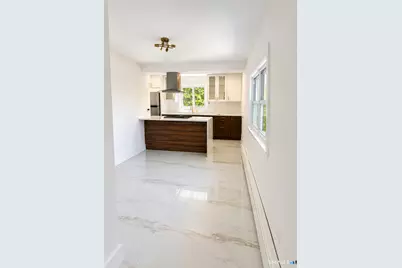 128 Greenwood Avenue, Waterbury, CT 06704 - Photo 9