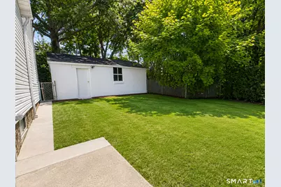 128 Greenwood Avenue, Waterbury, CT 06704 - Photo 25