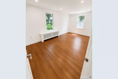 128 Greenwood Avenue, Waterbury, CT 06704 - Photo 23