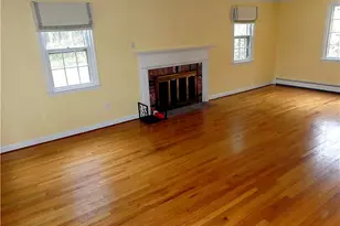 21 Saddle Ridge Dr, Simsbury, CT 06092 - Photo 9